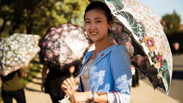 Fotos: Mujeres de Corea del Norte demuestran que la belleza femenina no tiene fronteras
